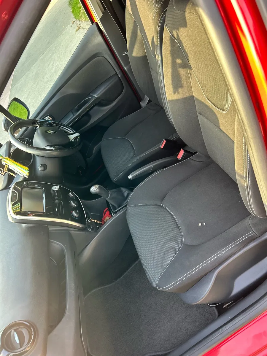 2015 Renault Clio - Image 4