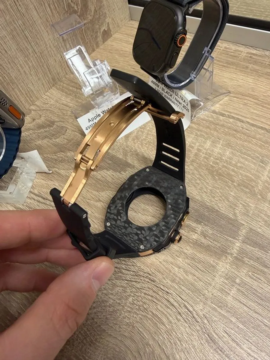 Apple Watch Ultra 2 Natural and Black Richard Mille - Image 4