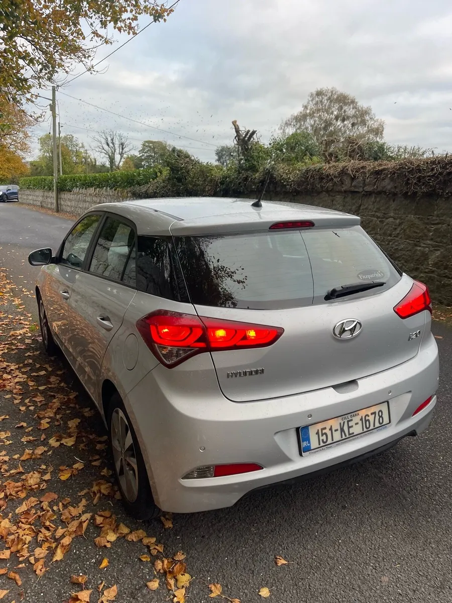 2015 Hyundai I20 Deluxe Low Kilometres - Image 4