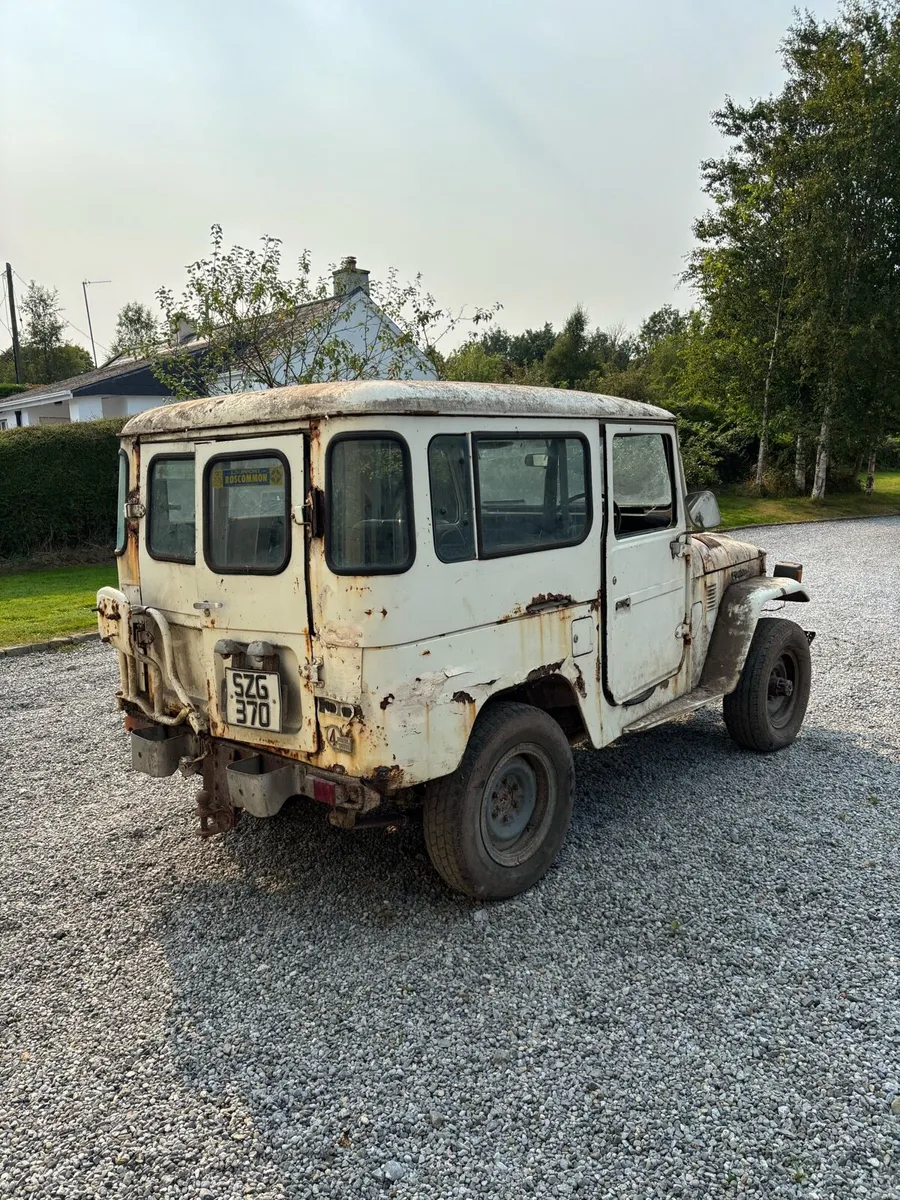 Toyota Landcruiser - Image 3