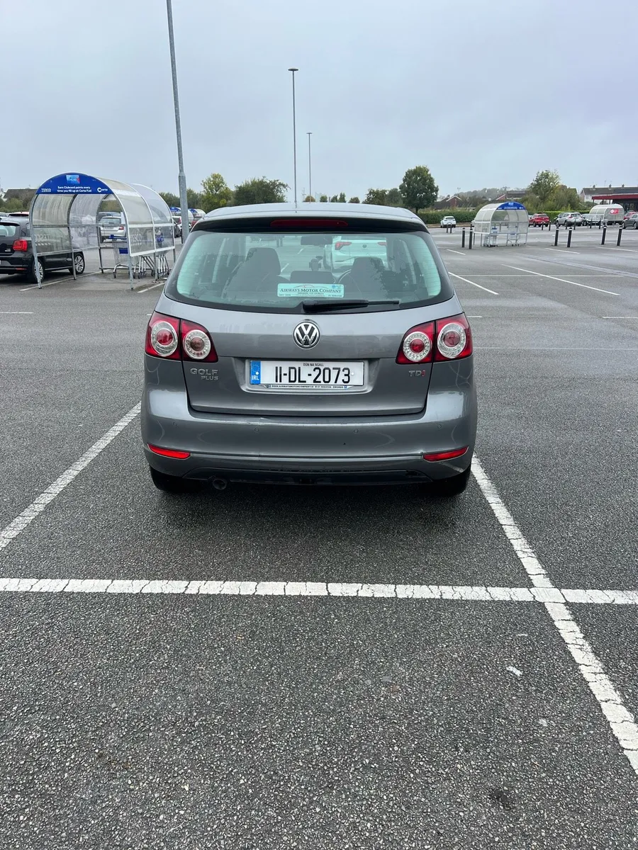 1.6tdi automatic Volkswagen Golf - Image 3