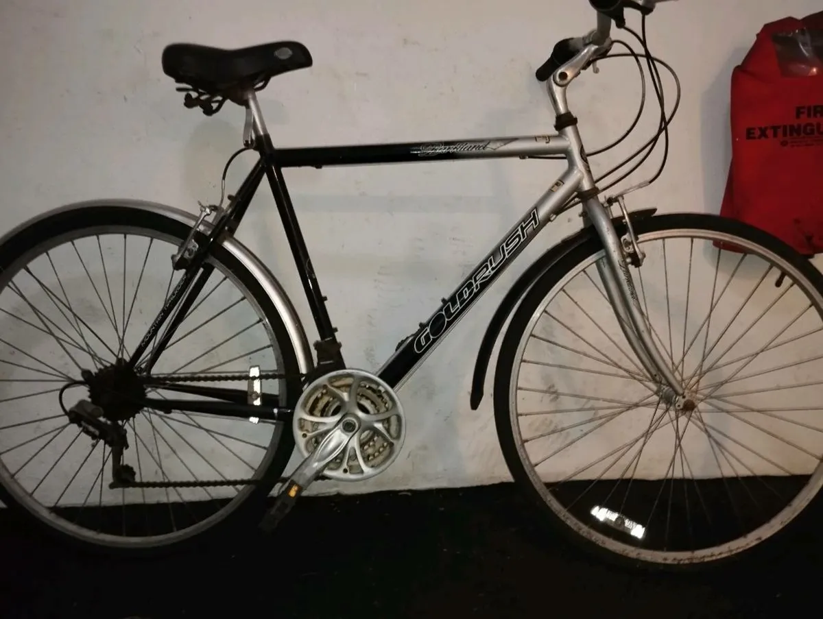 Men's hybrid 28inch - Image 1