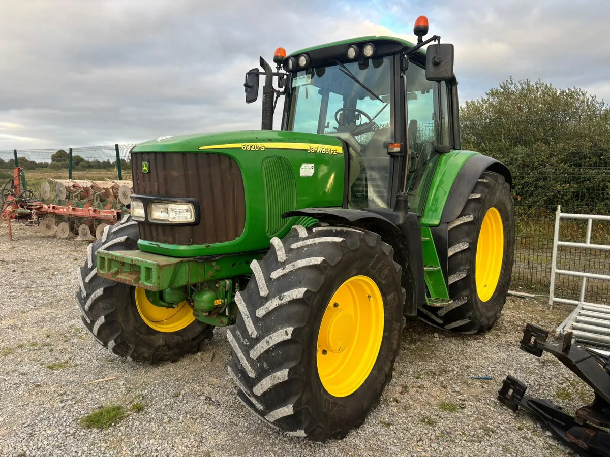 Tractor, Loader & Digger Auction Saturday - Image 1