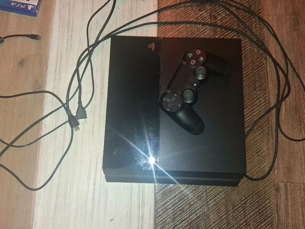 PlayStation 4 - Image 4