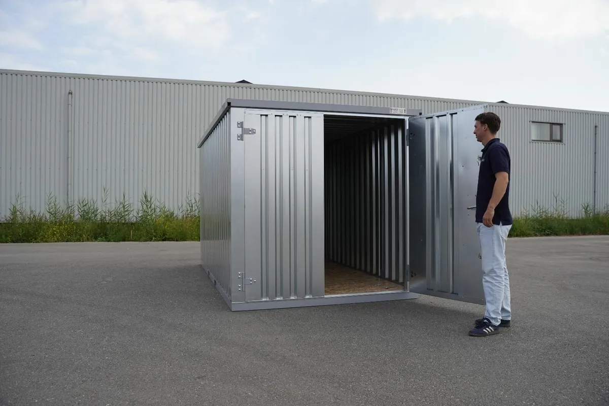 Storage Container – Rust-Free and Ready to Deliver - Image 2