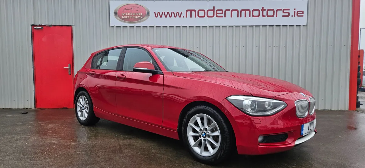 BMW 116i automatic 1.6 petrol low kms - Image 2