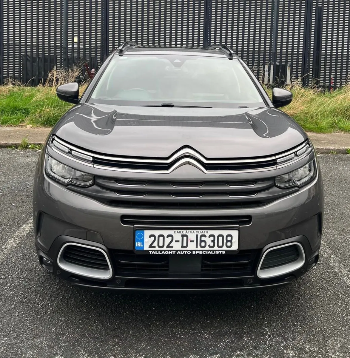202D C5 Aircross 33k Klms Leather Seats - Image 2