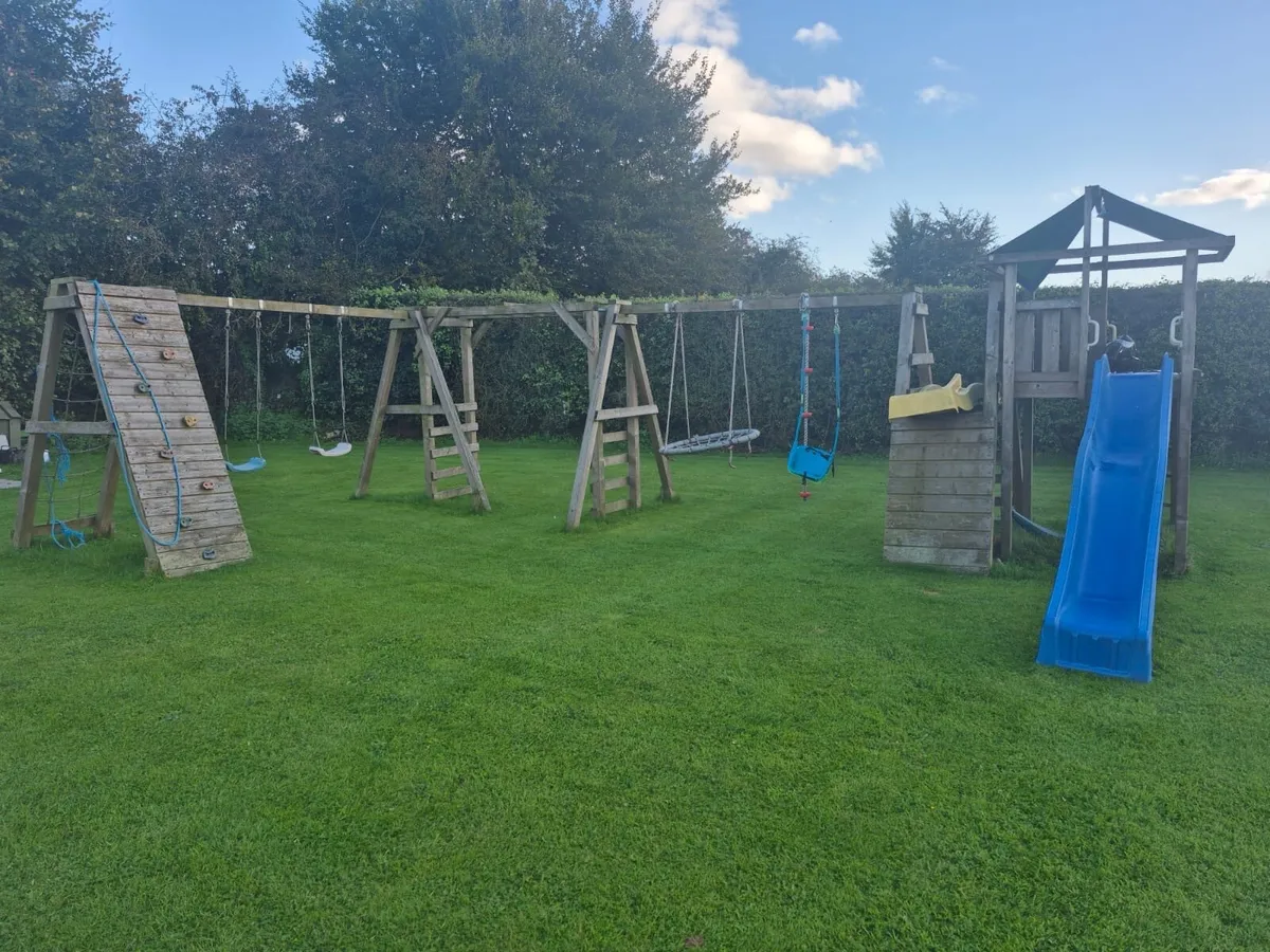 Play centre - Image 2