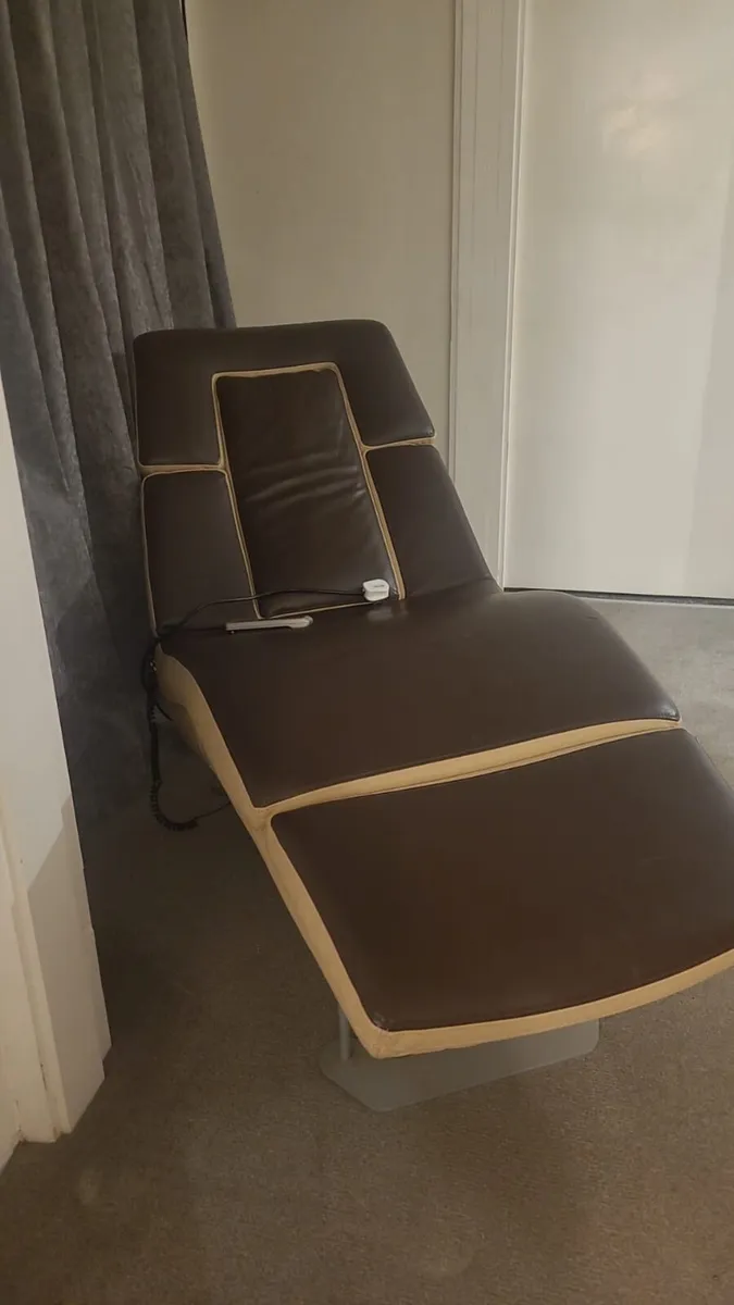 *FREE TO TAKE**Massage chair - Image 1