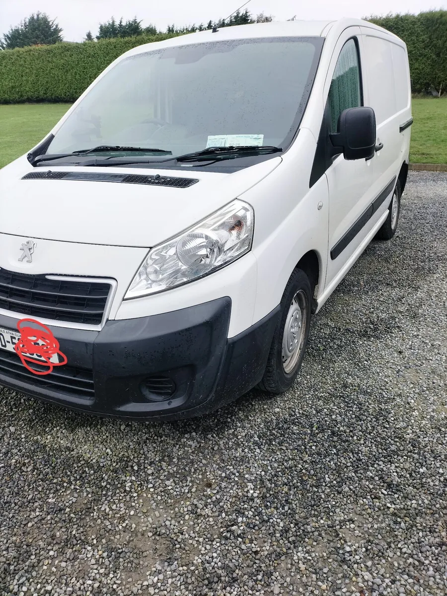 Van - Image 2