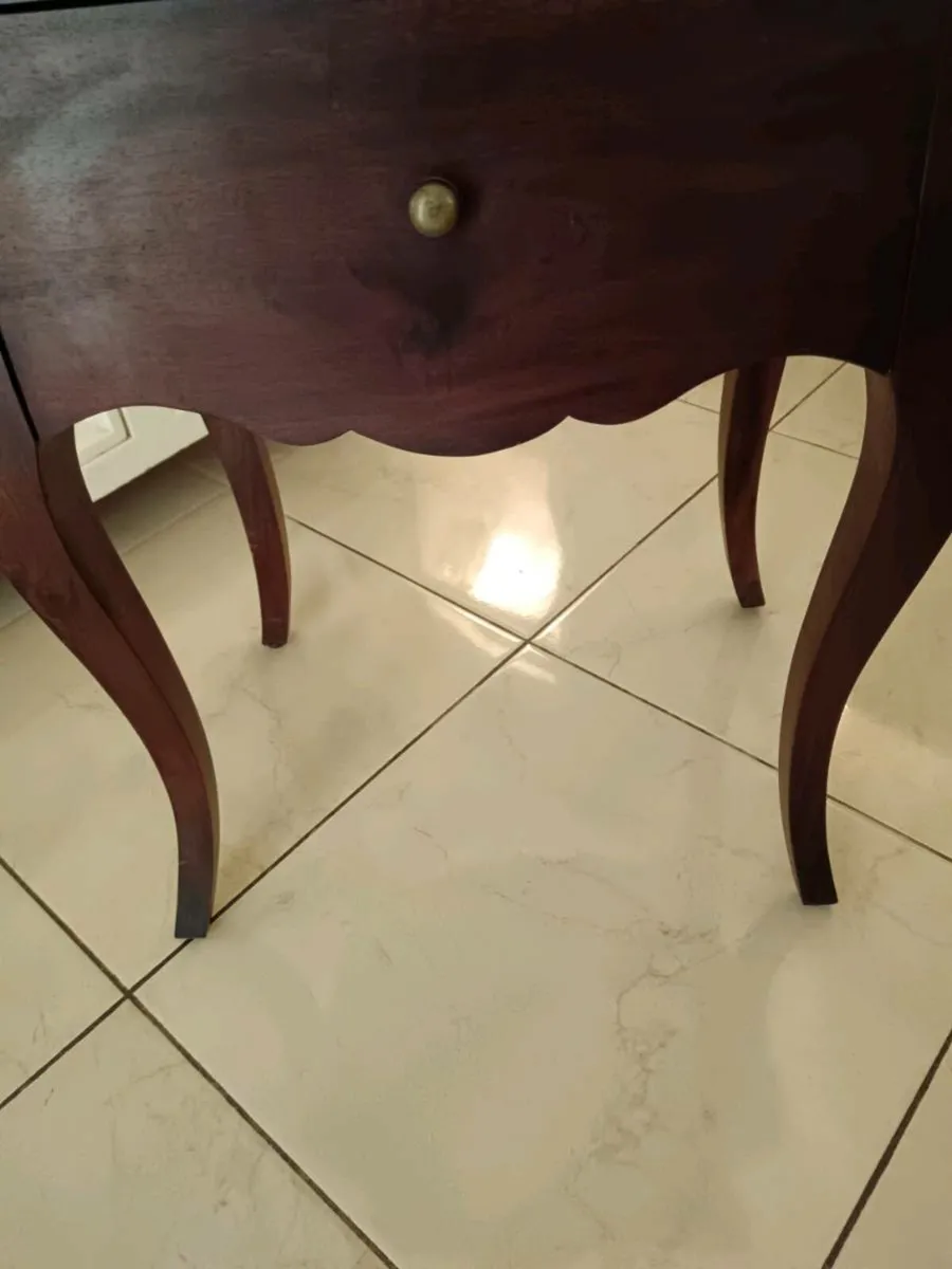 Lamp tables - Image 1