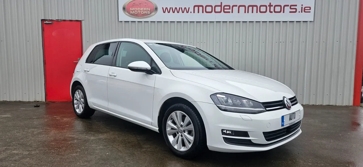 Volkswagen Golf auto 1.2 comfort dsg tsi low kms - Image 2