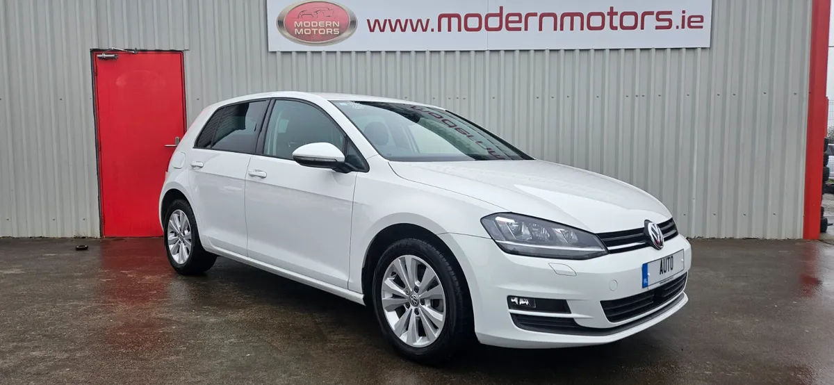 Volkswagen Golf auto 1.2 comfort dsg tsi low kms - Image 3