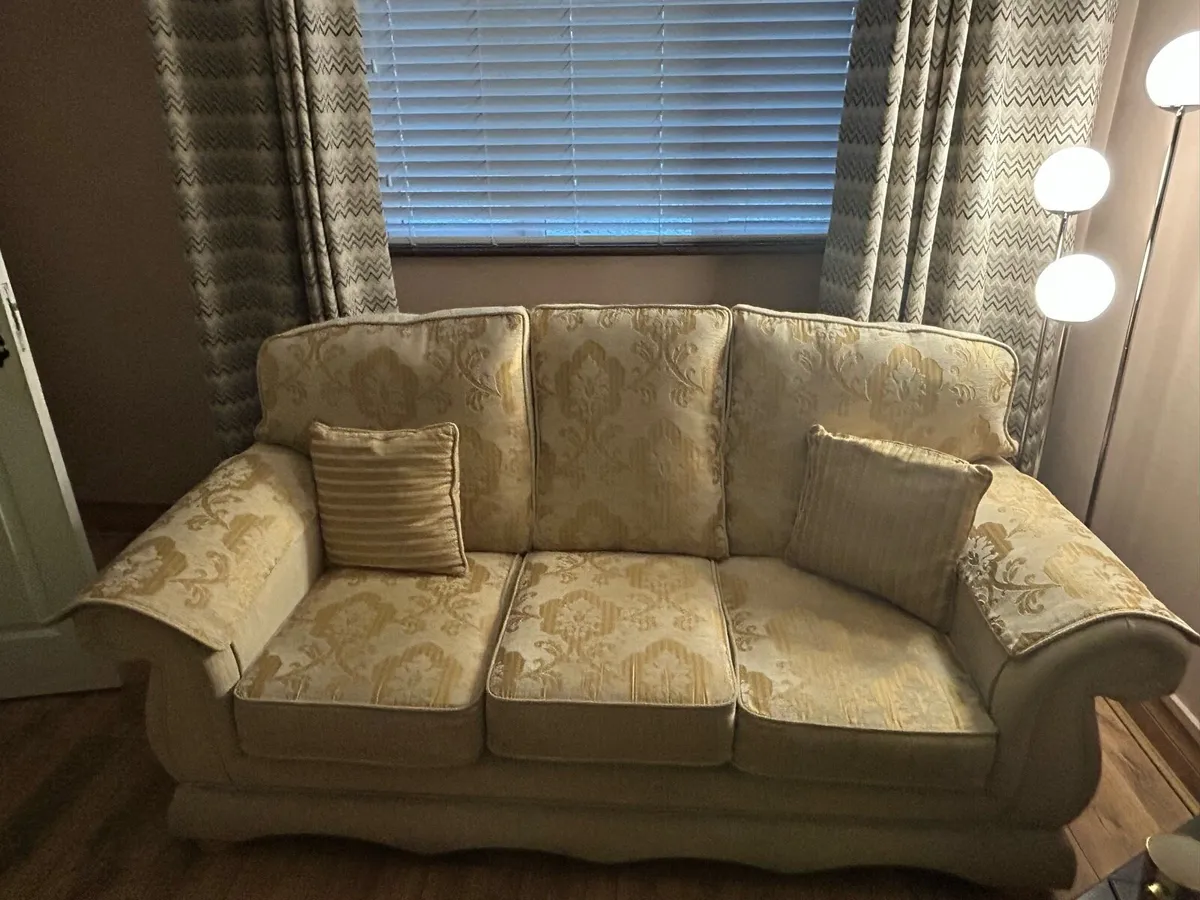 3+2 seater sofa - Image 1