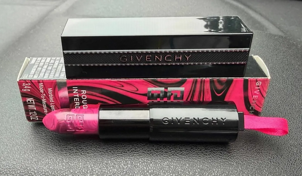Lipstick - Image 3