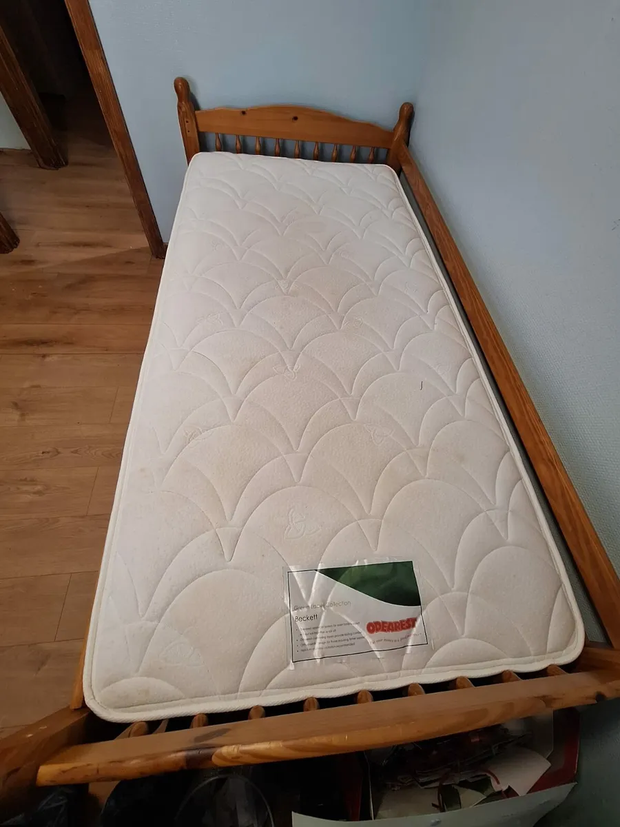 Bed - Image 3