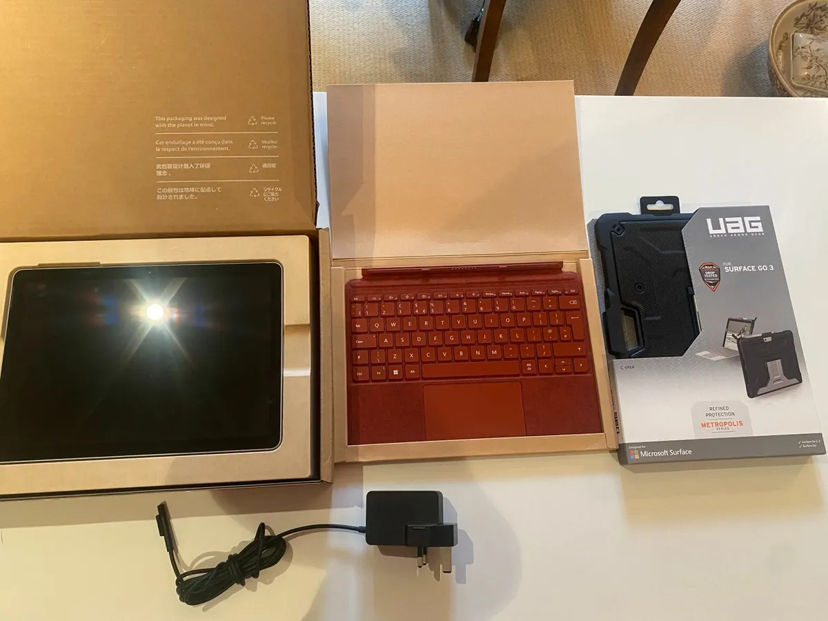 Surface Go 3 - Image 1