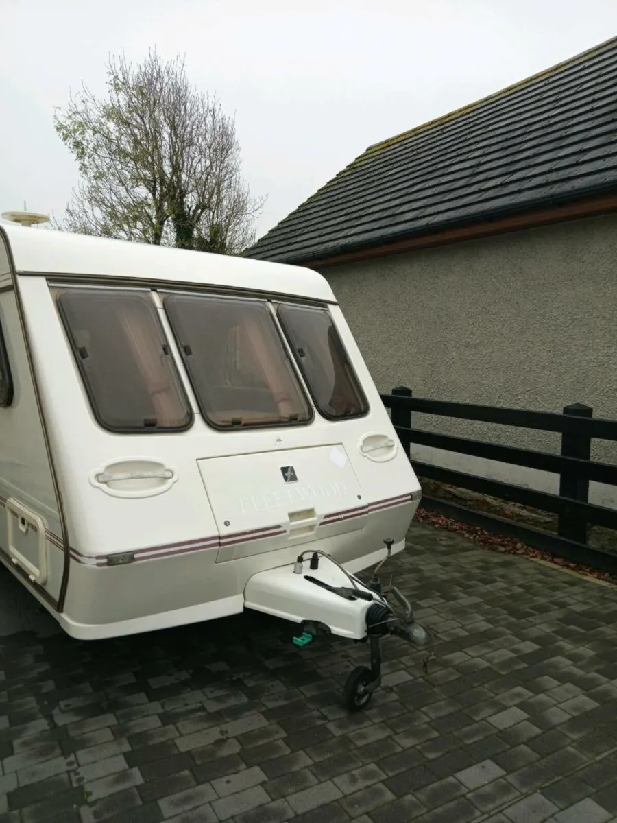 Caravan - Image 3