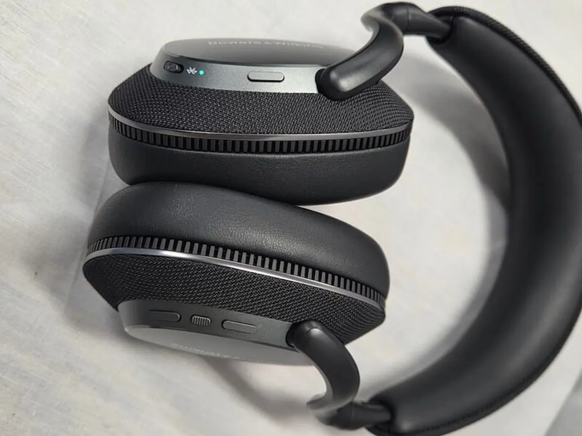 Bowers & Wilkins PX7 S3 Headphones - Image 4