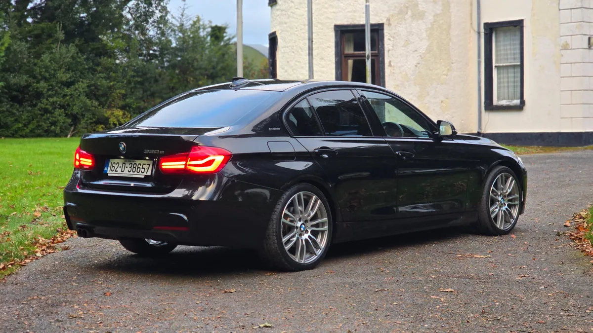 2016 BMW 330h 2.0 M-Sport Only 66k km - Image 3