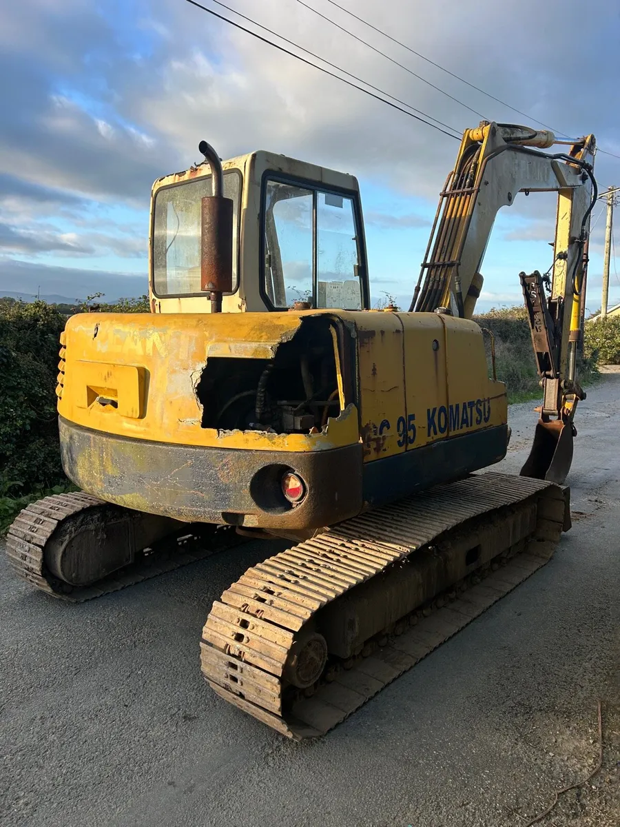 Pc95 KOMATSU digger for sale - Image 3