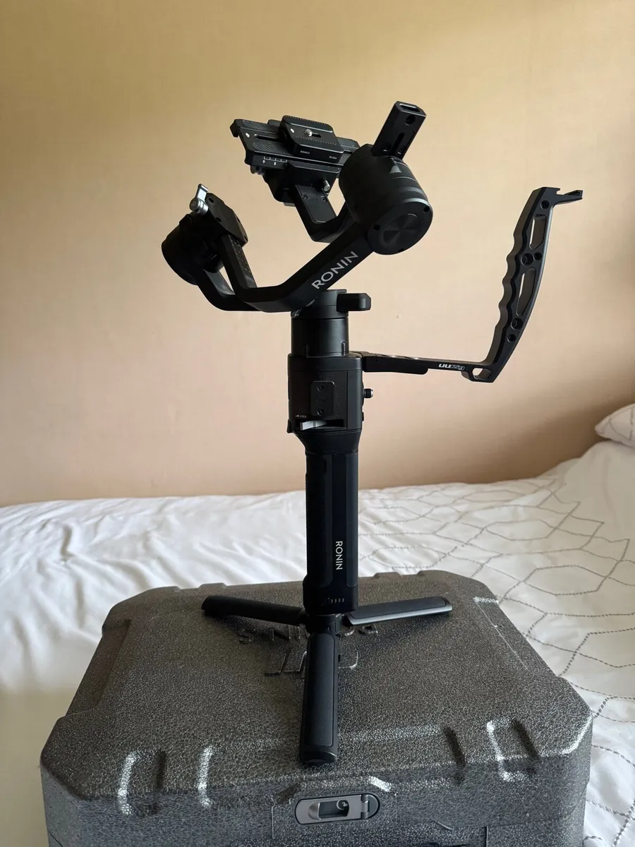 DJI Ronin S Gimbal - Image 1
