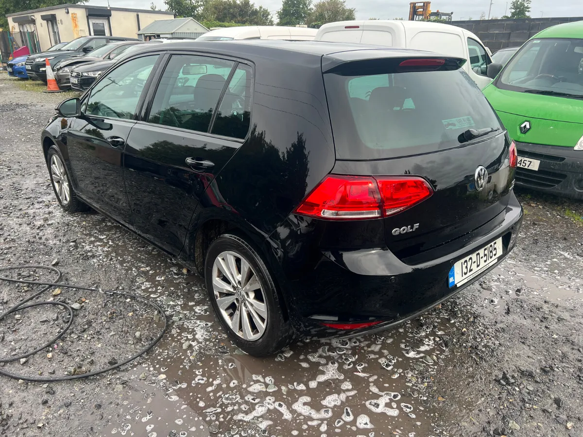 132 Vw Golf 1.6 Diesel drive away - Image 1