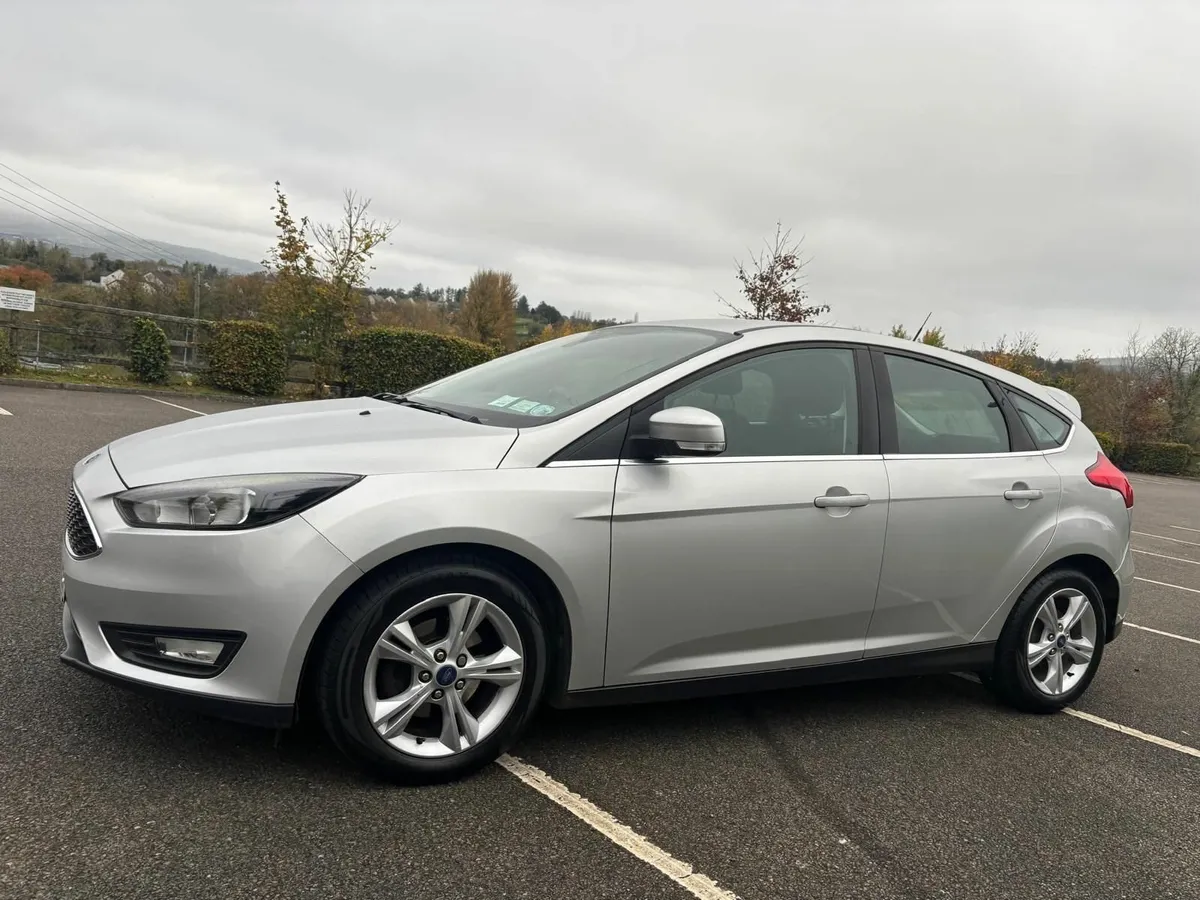 Ford Focus 2015 - Image 2