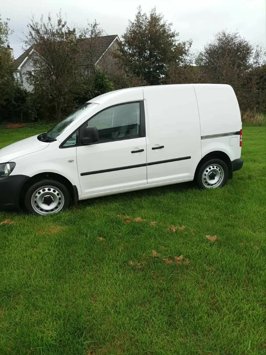 Volkswagen Caddy 2013 - Image 3