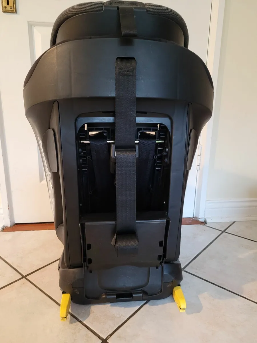 Maxi Cosi Titan Car Seat - Image 3