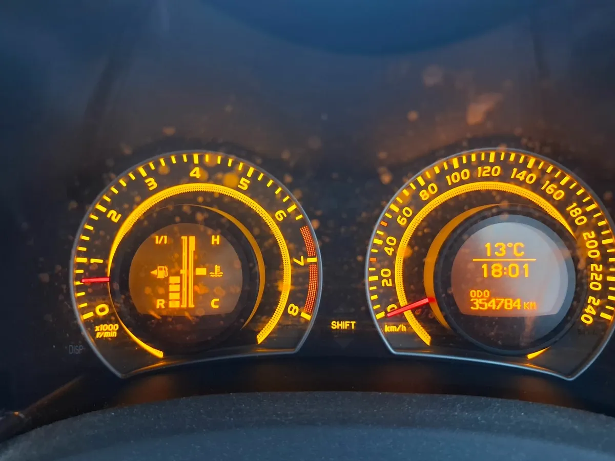 Toyota Auris 2008 - Image 3