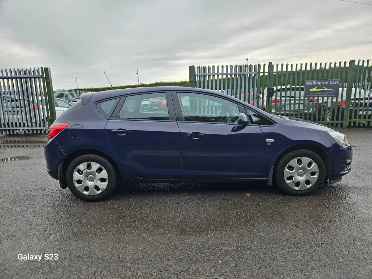 Opel Astra 2013 1.4i SC - Image 4