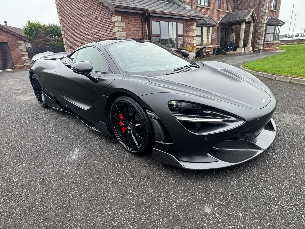 McLaren 720s - Image 1
