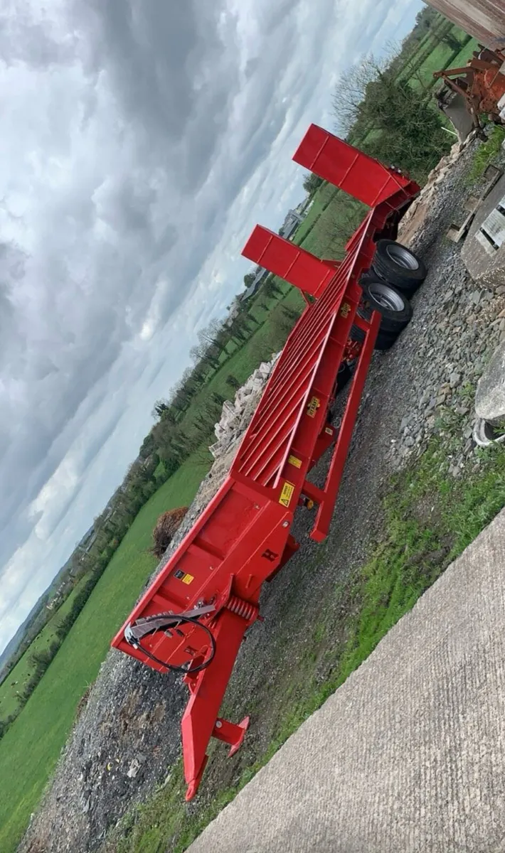 Herbst 24ft low loader - Image 3