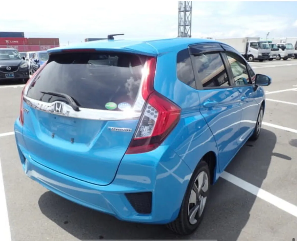Honda Fit/Jazz Hybrid New Nct - Image 4