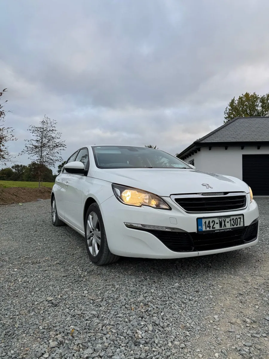 Peugeot 308 - Image 1
