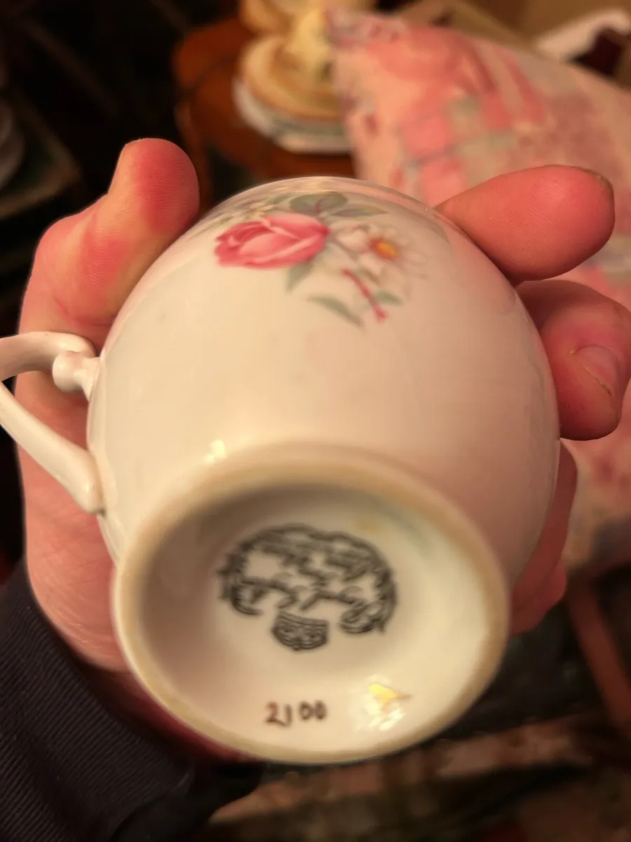 Bone china mugs/sets & random bits - Image 2
