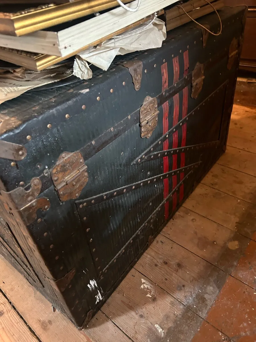 Trunks - Image 3