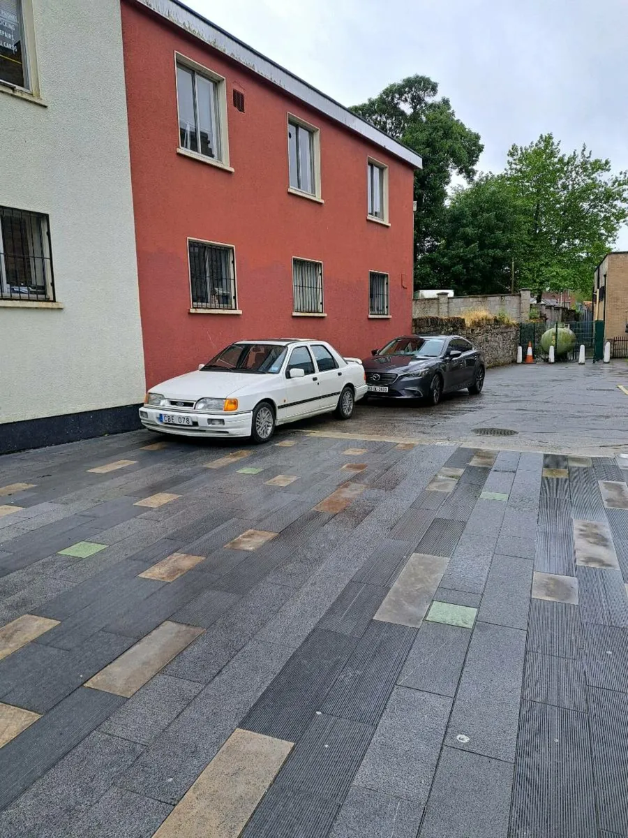 Ford Sierra  Cosworth - Image 3
