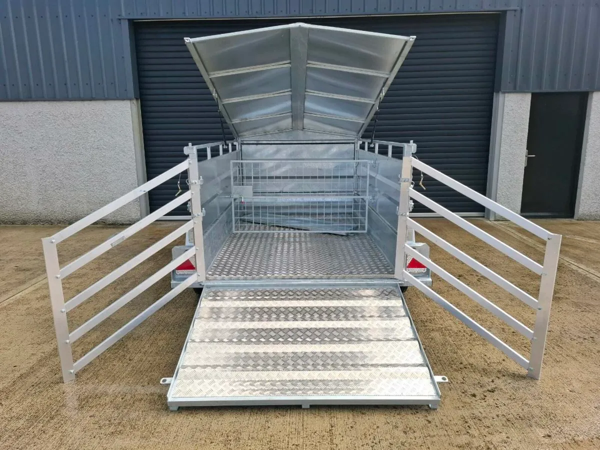 New Mc Kelvey 8ft x 5ft sheep trailer - Image 4