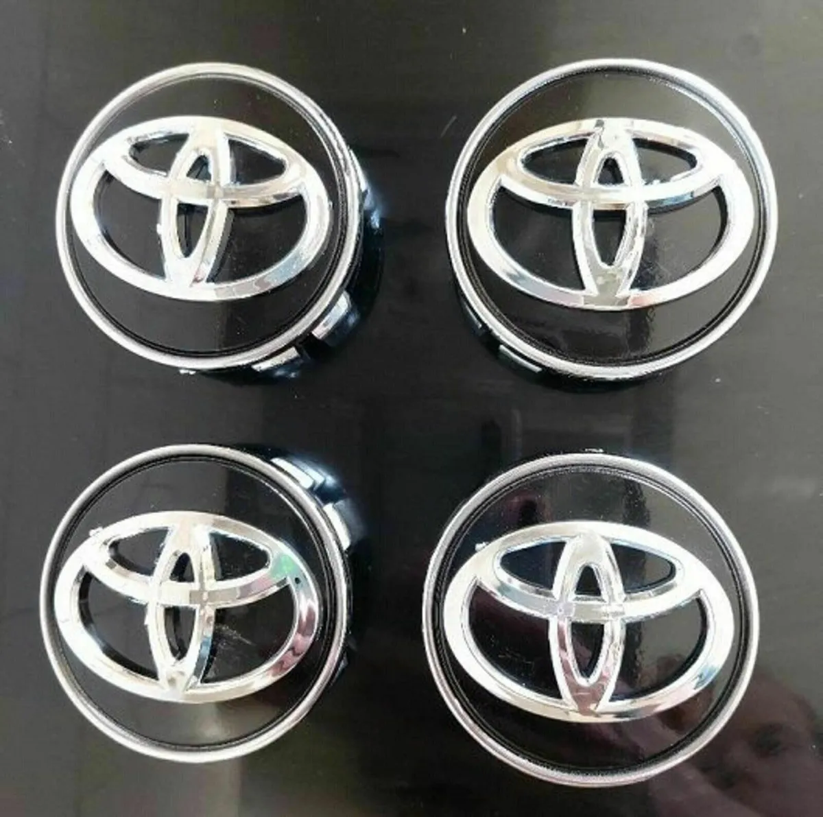 4 x Toyota Centre Caps (62mm) FREE POST - Image 1