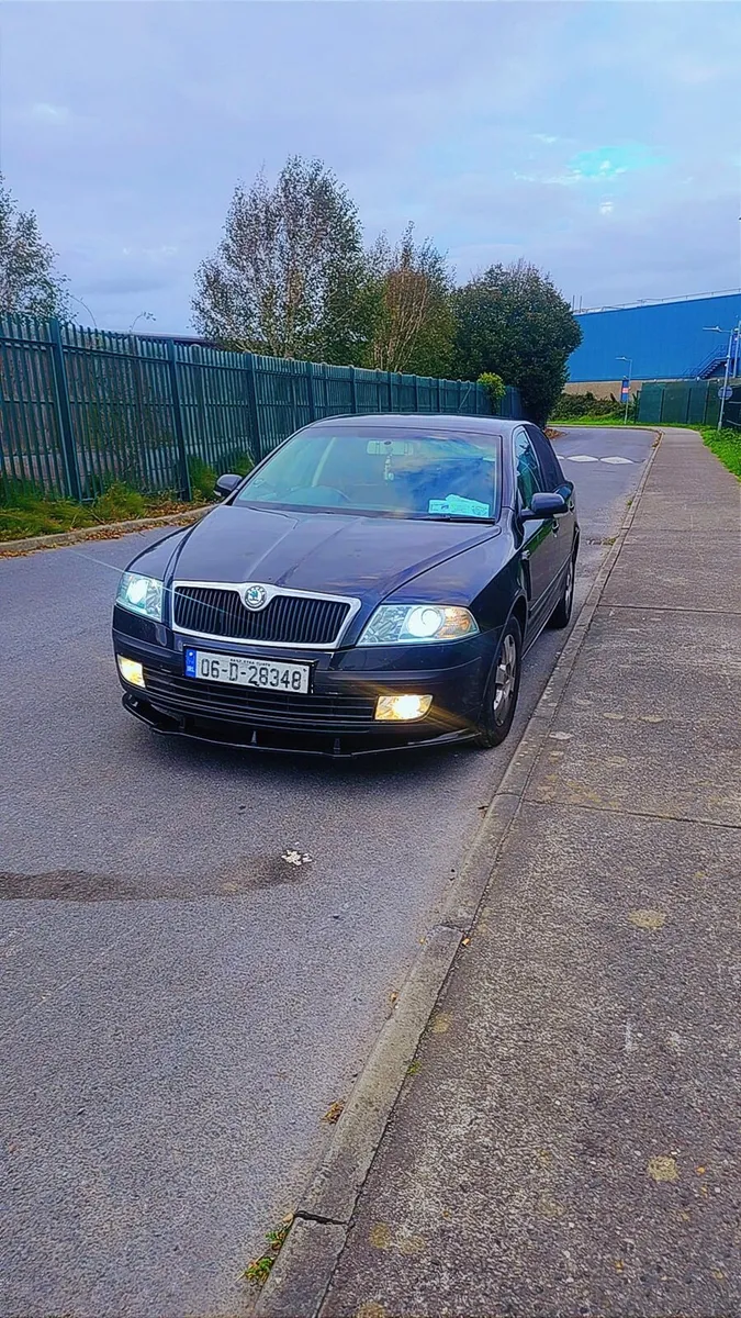 Skoda Octavia Automatic - Image 3