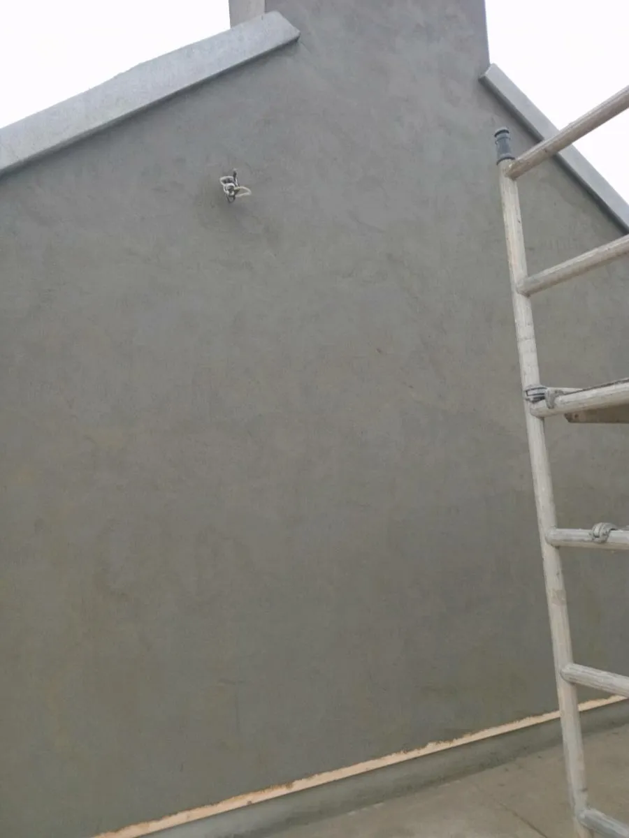 Plasterer - Image 1