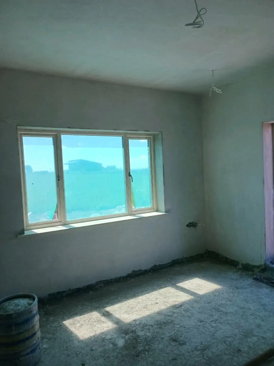 Plasterer - Image 3
