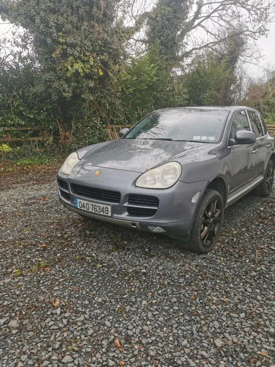 Porche   cyanne - Image 1