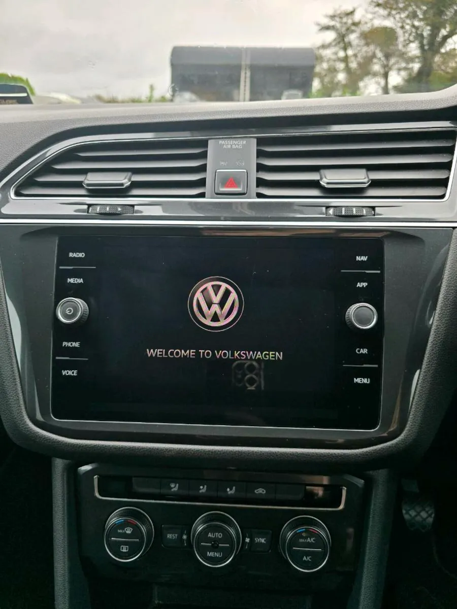 VW Tiguan All space - Image 3