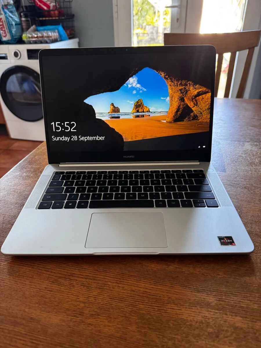 Huawei Matebook D 14 Ryzen 5 2500U - Image 2