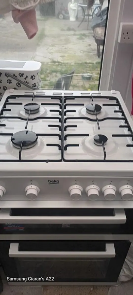 Brand new Beko Gas Double Oven Cooker - Image 4