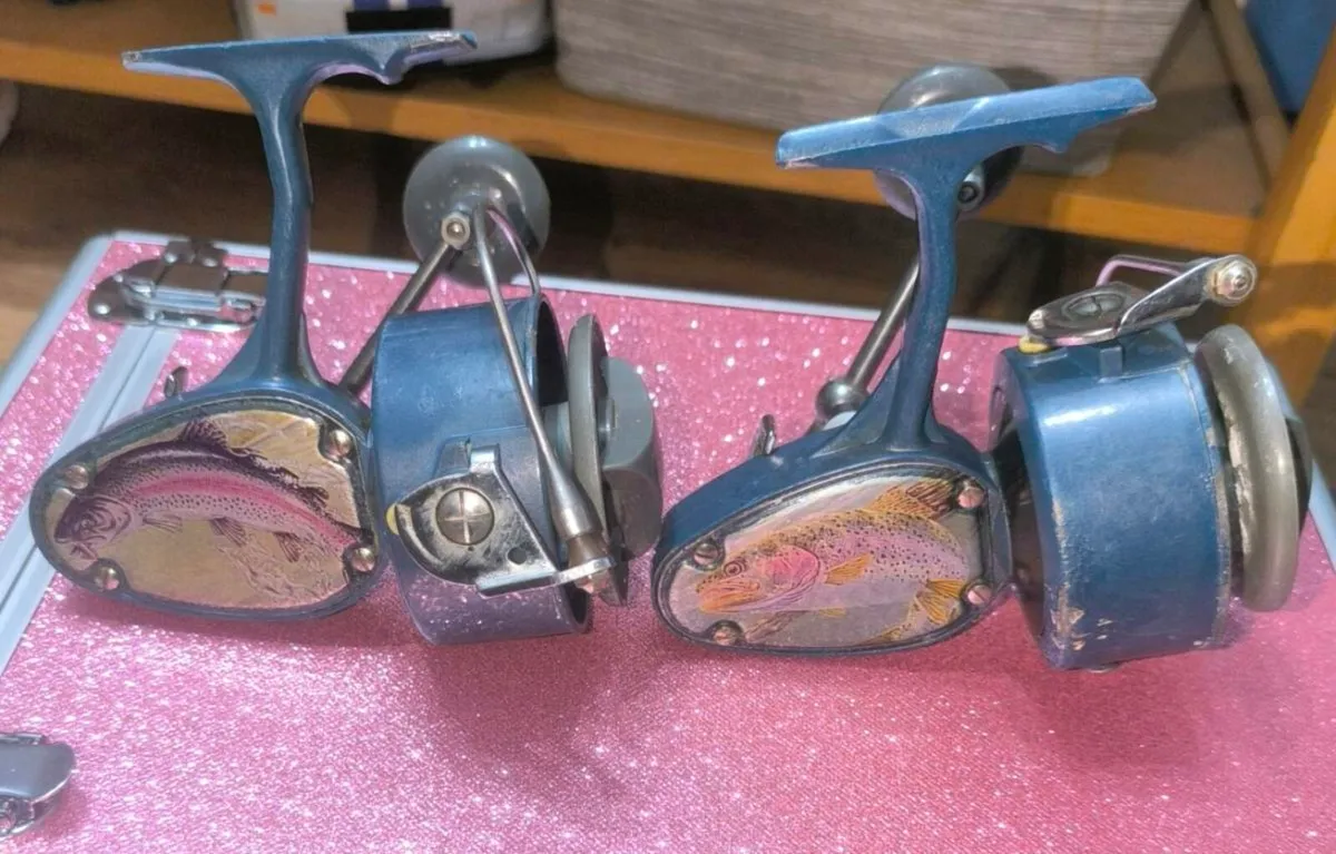 Pair of Mitchell 486 reels - Image 1