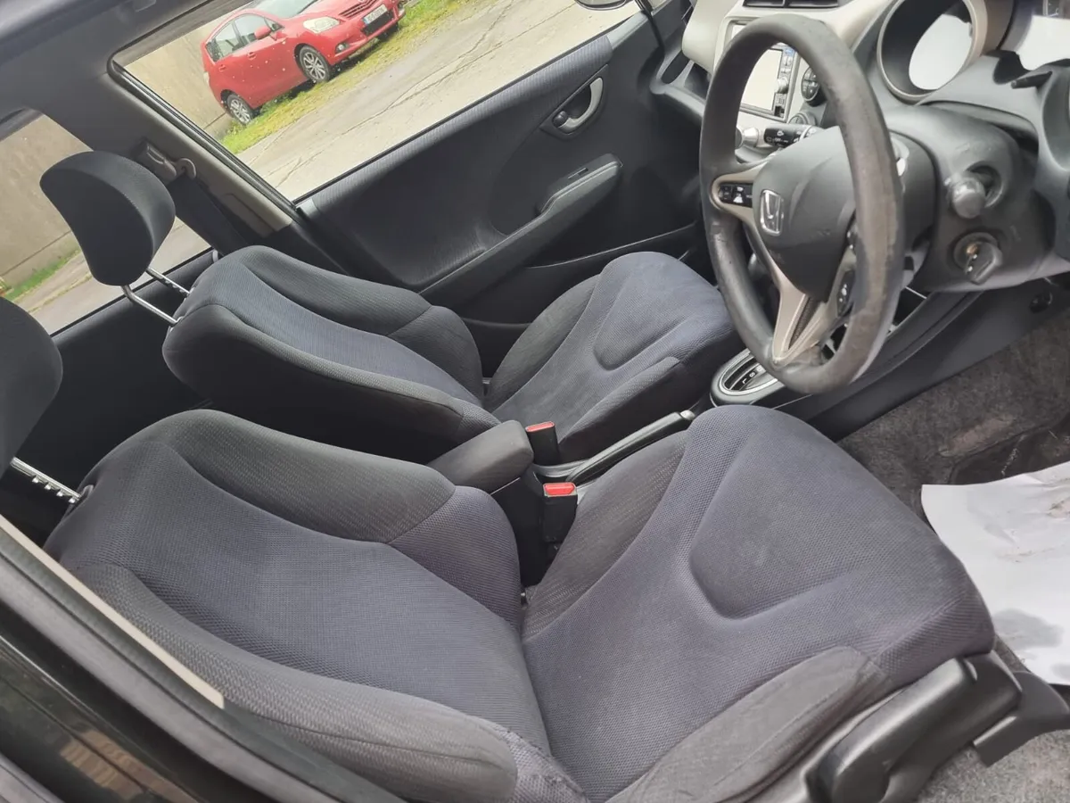 Honda Fit 2011 automatic hybrid €4990 - Image 4